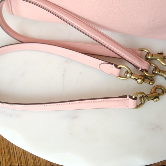 Coach Rogue 30 - Picture 8 of 16